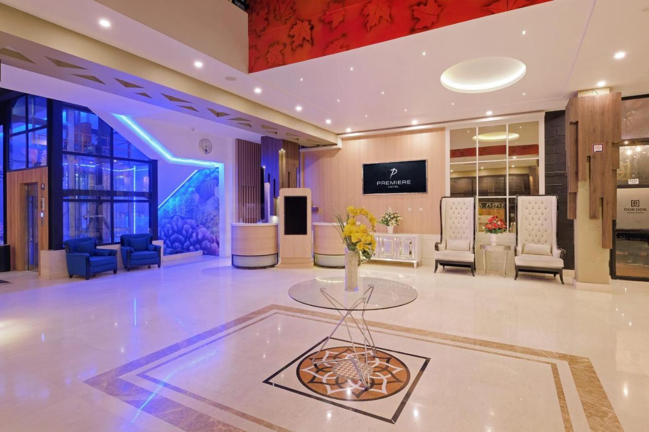 Premiere Hotel Tegal Exterior photo